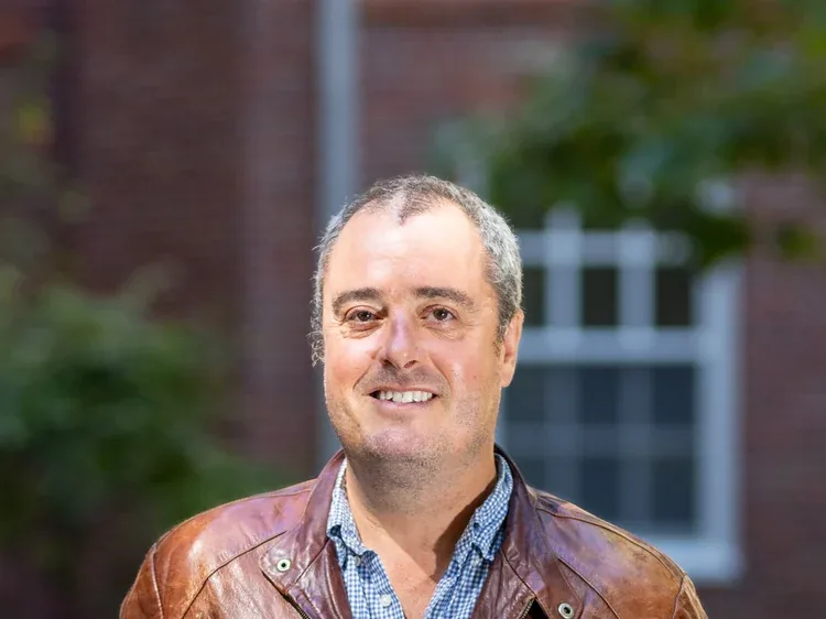Portrait of Tim Lomas